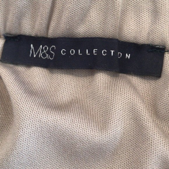 M&S.  light gold shimmering long skirt - Picture 5 of 7